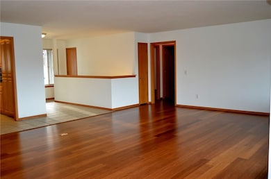 65 Kensington Dr, Bella Vista, AR 72715 - photo 5