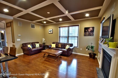 24-hummingbird-dr-09