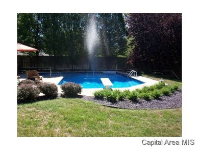 827 Coventry Point, Springfield, IL 62702 - photo 4