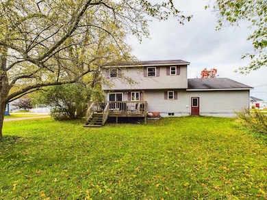 69 Colby St, Colebrook, NH 03576 - photo 3