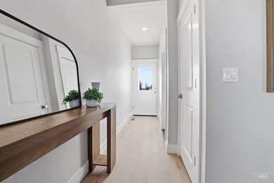 1172 E Cottage St, Kuna, ID 83634 - photo 2