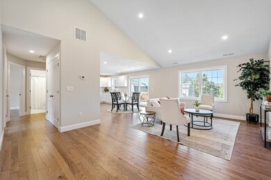 32 Drexel St, Worcester, MA 01602 - photo 3