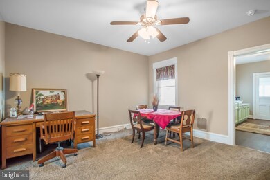 21 E 4th St, Lansdale, PA 19446 - photo 5