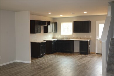 1505 Avenue A, Bay City, TX 77414 - photo 2