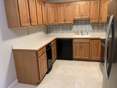 16 Mountain Laurels Dr unit U104, Nashua, NH 03062 - photo 7