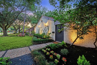 10118 Chevy Chase Dr, Houston, TX 77042 - photo 5