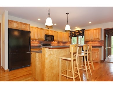 138 School St, Northborough, MA 01532 - photo 7