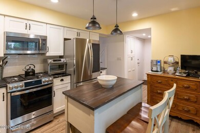 2 Cape Ct, Howell, NJ 07731 - photo 7