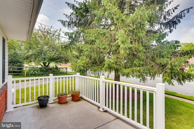 419 Montemar Ave, Catonsville, MD 21228 - photo 5