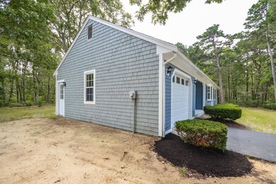 19 Deveau Ln, Yarmouth Port, MA 02675 - photo 5
