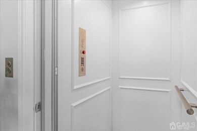 1 Hamilton Dr, East Windsor, NJ 08512 - photo 7