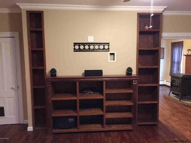 606 Palmer Ave, Corinth, NY 12822 - photo 5