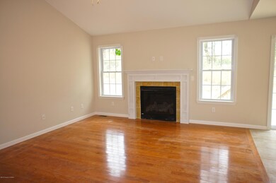 18 Lamont Dr, Drums, PA 18222 - photo 4