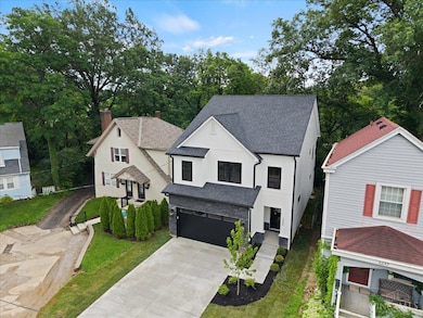 3259 Berwyn Place, Cincinnati, OH 45209 - photo 2