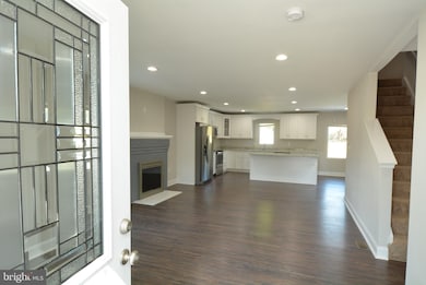 3912 Coach Ln, Suitland, MD 20746 - photo 7