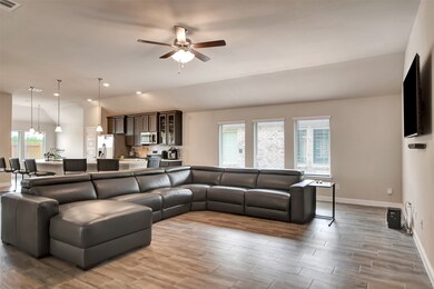 5295 Latigo Ct, Alvin, TX 77511 - photo 6