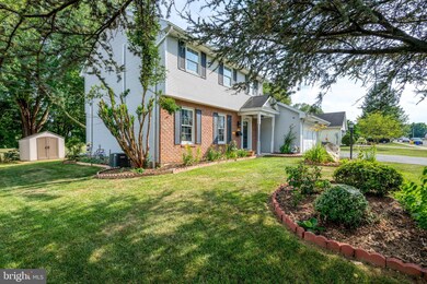 958 E Pine St, Palmyra, PA 17078 - photo 3