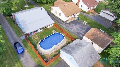 631 Winfield Ave, Findlay, OH 45840 - photo 2