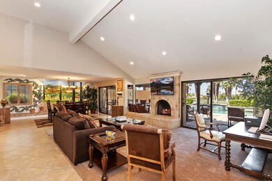 006_Living Room