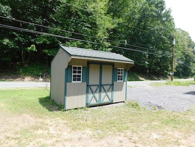 14061 Smith Valley Rd, Mapleton, PA 17052 - photo 5