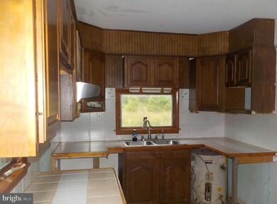 2126 Andrews Rd, Crapo, MD 21626 - photo 7