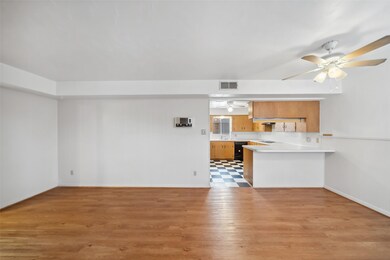 926 E 14th St, Houston, TX 77009 - photo 7