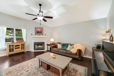 802 Lantana Ln, Leander, TX 78641 - photo 4