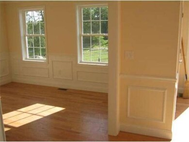 16 Crescent Ln, Douglas, MA 01516 - photo 4