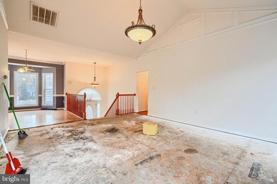 203 Forest Ave, Colonial Beach, VA 22443 - photo 7