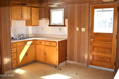 1141 Putnam St, Findlay, OH 45840 - photo 4