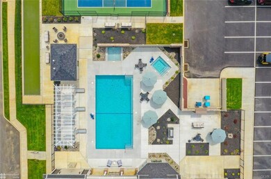 4160 Eveningstar Rd unit IC 152, Emmaus, PA 18049 - photo 2