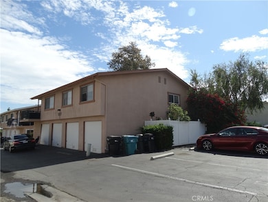 1317 Via Santiago, Corona, CA 92882 - photo 2
