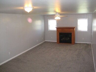 215 S Indiana Ave, Auburn, IN 46706 - photo 7