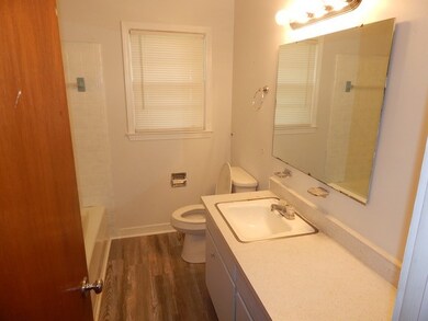 202 Bulwinkle Dr unit B, Walhalla, SC 29691 - photo 7