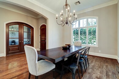 1507 Marshall St, Houston, TX 77006 - photo 6