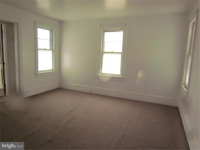 67 7th St, Salem, NJ 08079 - photo 5