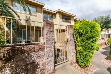 6451 Big Pine Way, Las Vegas, NV 89108 - photo 3