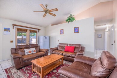 2312 E Dolphin Ave - 06