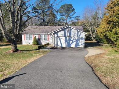 35610 Aviation Yacht Club Rd, Mechanicsville, MD 20659 - photo 4