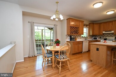 12492 Camborne Ct, Bristow, VA 20136 - photo 7
