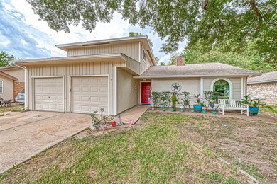 9002 Stone Brook Ln, Houston, TX 77040 - photo 3