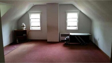 497 Manatawny St, Pottstown, PA 19464 - photo 5