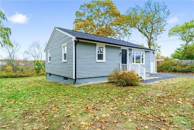 1851 W Shore Rd, Warwick, RI 02889 - photo 4