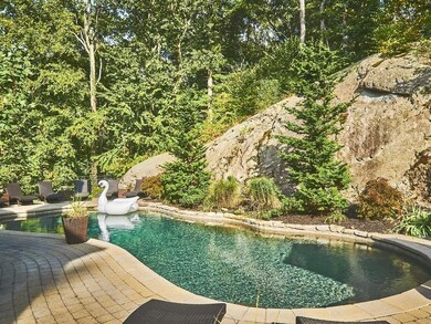 4 Chieftain Ln, Natick, MA 01760 - photo 3