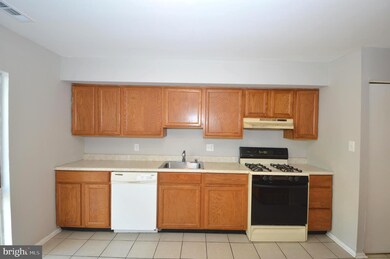 10498 Faulkner Ridge Cir, Columbia, MD 21044 - photo 7