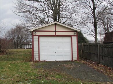 Storage shed in rear of yard.