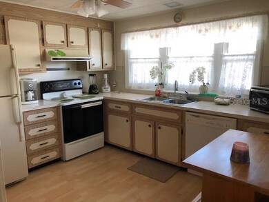 16 Royal Palm Cir unit 16, Largo, FL 33778 - photo 3