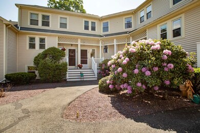 28 Lamplighter Ln unit 28, South Easton, MA 02375 - photo 2