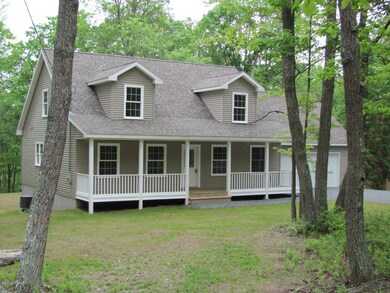 203 Rodeo Dr, Blooming Grove Township, PA 18428 - photo 4