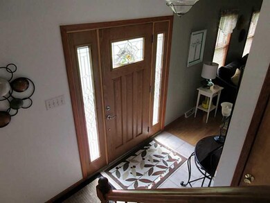 Entry/Foyer.